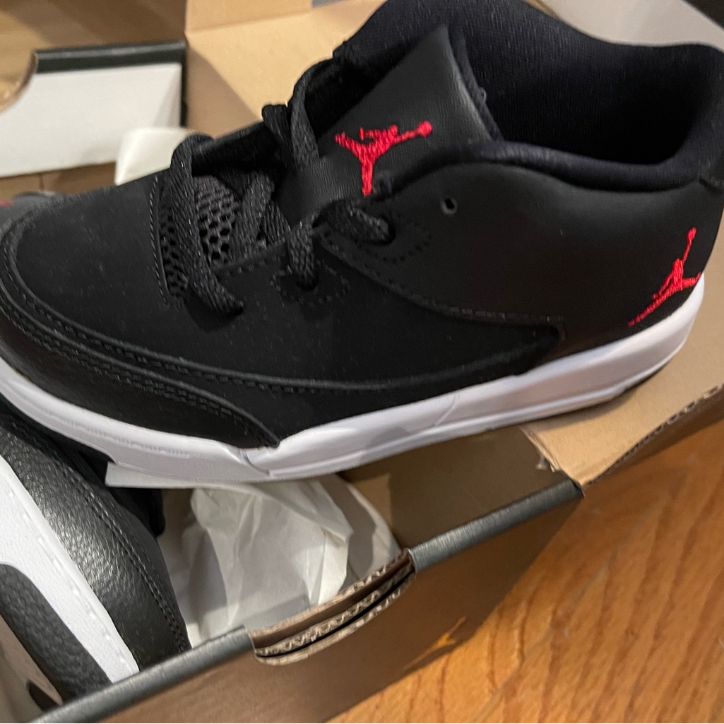Jordan Flight 3bt  Size 9c New In Box